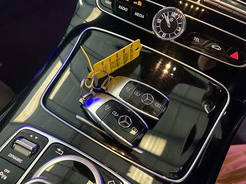 Mercedes-Benz E Class 2.0 E220d AMG Line Coupe 2dr Diesel G-Tronic+ Euro 6 (s/s) (194 ps) - U10799