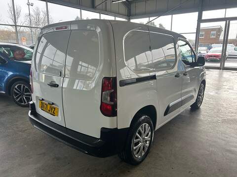Citroen Berlingo 1.5 BlueHDi 1000 Enterprise M Pro Panel Van 5dr Diesel Manual SWB Euro 6 (s/s) (100 ps) - U10802