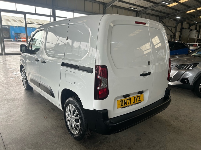 Citroen Berlingo 1.5 BlueHDi 1000 Enterprise M Pro Panel Van 5dr Diesel Manual SWB Euro 6 (s/s) (100 ps) - U10802