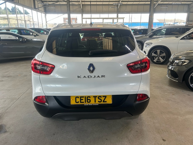 Renault Kadjar 1.2 TCe Signature Nav SUV 5dr Petrol Manual Euro 6 (s/s) (130 ps) - U10805