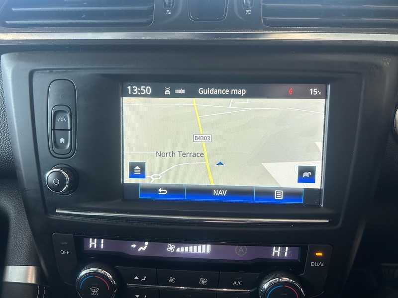 Renault Kadjar 1.2 TCe Signature Nav SUV 5dr Petrol Manual Euro 6 (s/s) (130 ps) - U10805