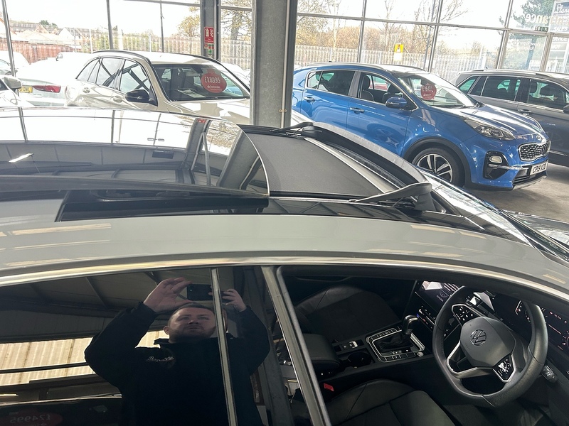 Volkswagen Arteon 1.4 TSI 13kWh R-Line Fastback 5dr Petrol Plug-in Hybrid DSG Euro 6 (s/s) (218 ps) - U10818