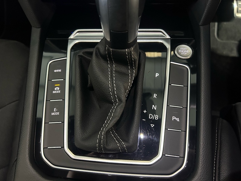 Volkswagen Arteon 1.4 TSI 13kWh R-Line Fastback 5dr Petrol Plug-in Hybrid DSG Euro 6 (s/s) (218 ps) - U10818