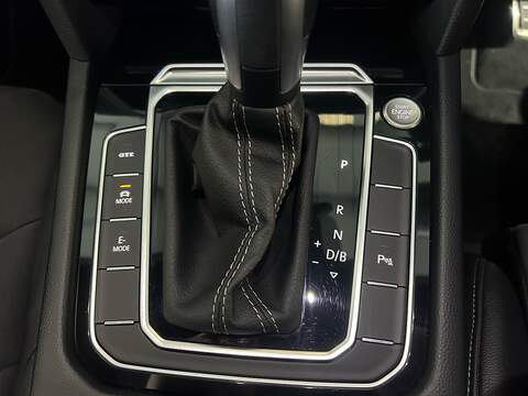 Volkswagen Arteon 1.4 TSI 13kWh R-Line Fastback 5dr Petrol Plug-in Hybrid DSG Euro 6 (s/s) (218 ps) - U10818