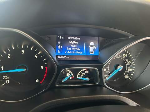 Ford Focus TDCi ST-Line - U10819