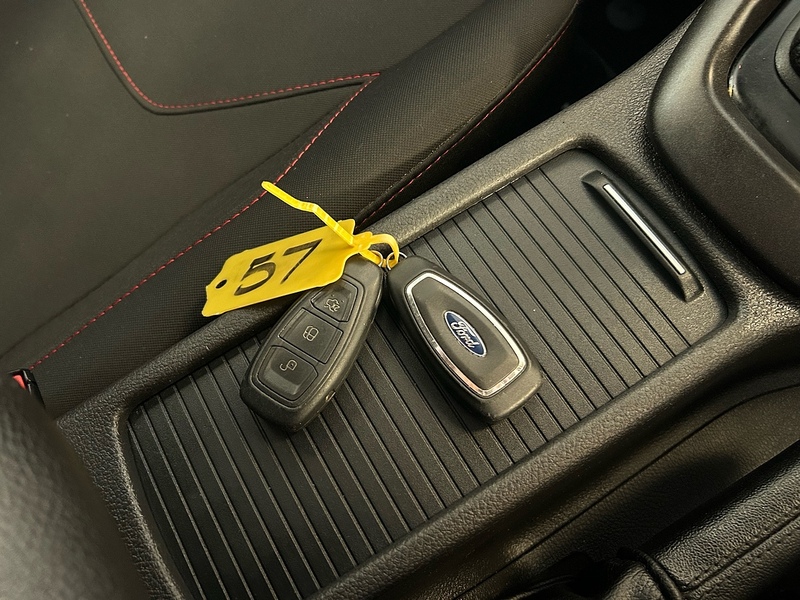 Ford Focus TDCi ST-Line - U10819