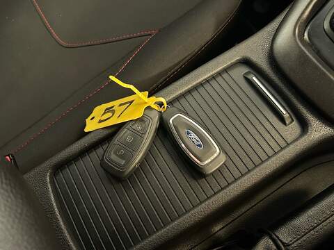 Ford Focus TDCi ST-Line - U10819