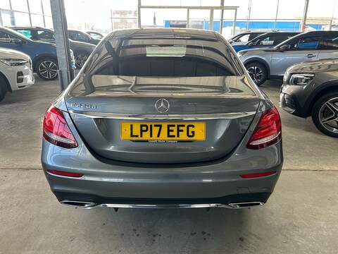 Mercedes-Benz E Class 2.0 E220d AMG Line Saloon 4dr Diesel G-Tronic+ Euro 6 (s/s) (194 ps) - U10824
