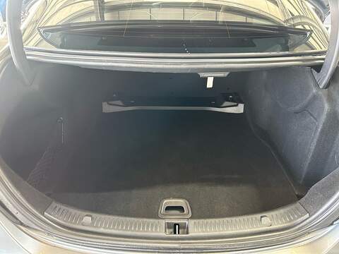 Mercedes-Benz E Class 2.0 E220d AMG Line Saloon 4dr Diesel G-Tronic+ Euro 6 (s/s) (194 ps) - U10824