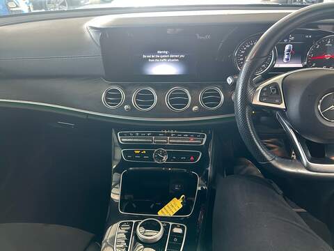 Mercedes-Benz E Class 2.0 E220d AMG Line Saloon 4dr Diesel G-Tronic+ Euro 6 (s/s) (194 ps) - U10824