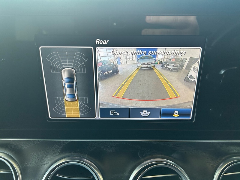 Mercedes-Benz E Class 2.0 E220d AMG Line Saloon 4dr Diesel G-Tronic+ Euro 6 (s/s) (194 ps) - U10824