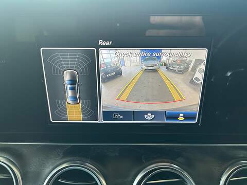 Mercedes-Benz E Class 2.0 E220d AMG Line Saloon 4dr Diesel G-Tronic+ Euro 6 (s/s) (194 ps) - U10824