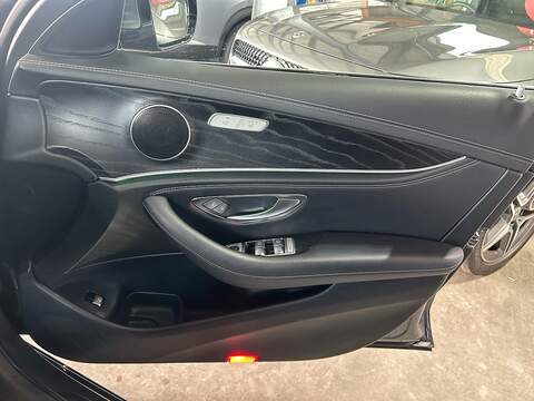 Mercedes-Benz E Class 2.0 E220d AMG Line Saloon 4dr Diesel G-Tronic+ Euro 6 (s/s) (194 ps) - U10824