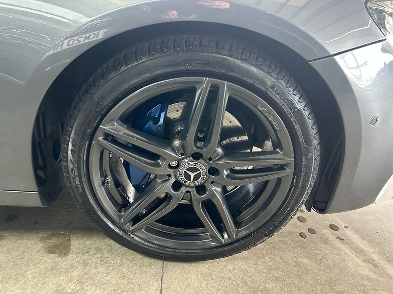 Mercedes-Benz E Class 2.0 E220d AMG Line Saloon 4dr Diesel G-Tronic+ Euro 6 (s/s) (194 ps) - U10824