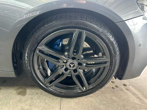 Mercedes-Benz E Class 2.0 E220d AMG Line Saloon 4dr Diesel G-Tronic+ Euro 6 (s/s) (194 ps) - U10824