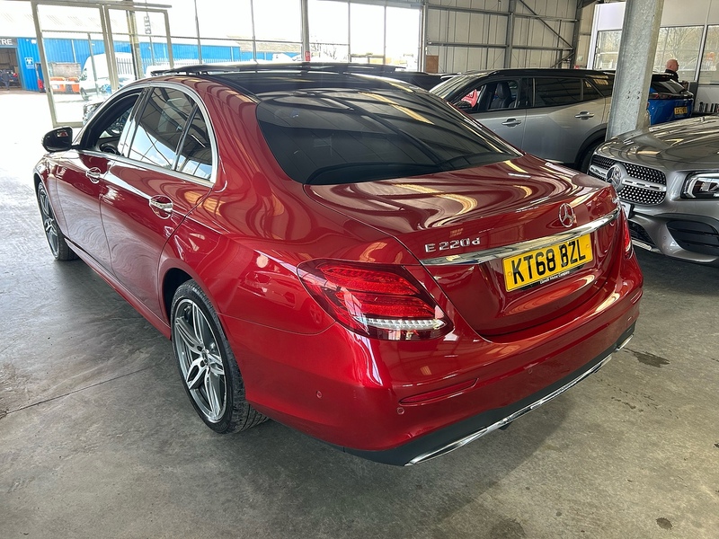 Mercedes-Benz E Class 2.0 E220d AMG Line (Premium) Saloon 4dr Diesel G-Tronic+ 4MATIC Euro 6 (s/s) (194 ps) - U10827