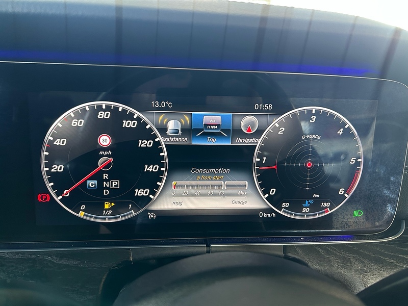 Mercedes-Benz E Class 2.0 E220d AMG Line (Premium) Saloon 4dr Diesel G-Tronic+ 4MATIC Euro 6 (s/s) (194 ps) - U10827