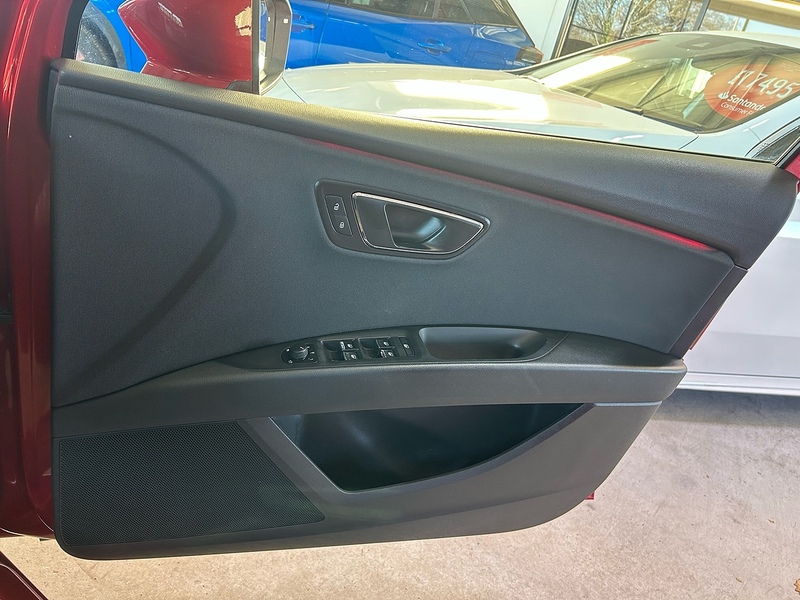 SEAT Leon 2.0 TSI FR ST 5dr Petrol DSG Euro 6 (s/s) (190 ps) - U10828