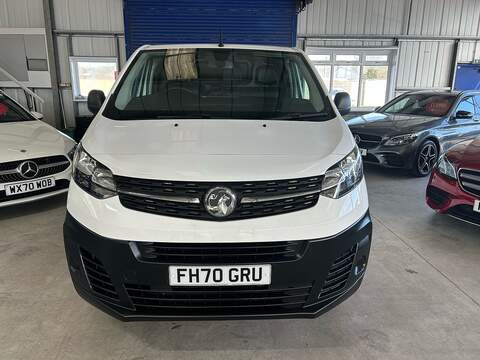 Vauxhall Vivaro 1.5 Turbo D 2900 Dynamic Panel Van 6dr Diesel Manual L2 H1 Euro 6 (s/s) (100 ps) - U10831