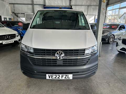 Volkswagen Transporter 2.0 TDI T28 Startline Panel Van 5dr Diesel Manual FWD SWB Euro 6 (s/s) (110 ps) - U10832