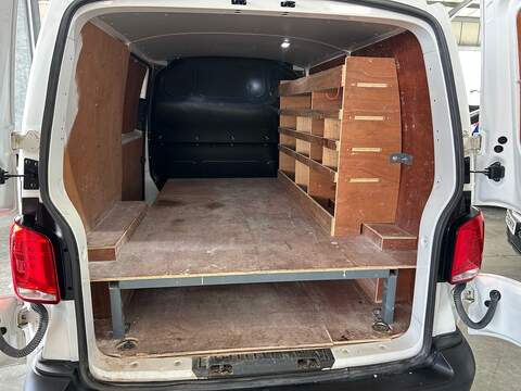Volkswagen Transporter 2.0 TDI T28 Startline Panel Van 5dr Diesel Manual FWD SWB Euro 6 (s/s) (110 ps) - U10832