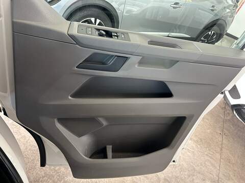 Volkswagen Transporter 2.0 TDI T28 Startline Panel Van 5dr Diesel Manual FWD SWB Euro 6 (s/s) (110 ps) - U10832