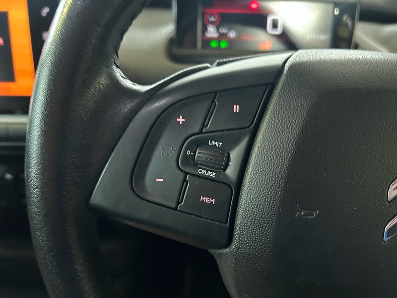 Citroen C4 Cactus PureTech Flair - U10834