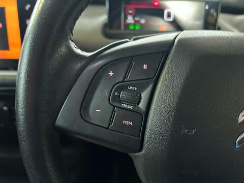 Citroen C4 Cactus PureTech Flair - U10834