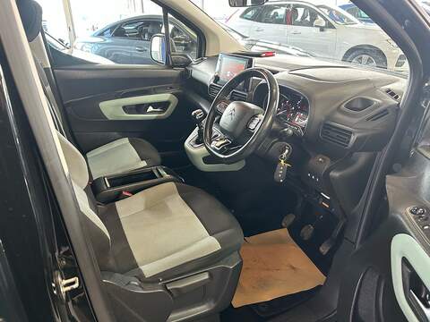 Citroen Berlingo PureTech Flair - U10836