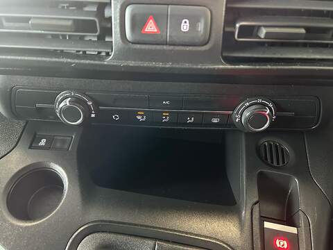 Citroen Berlingo PureTech Flair - U10836