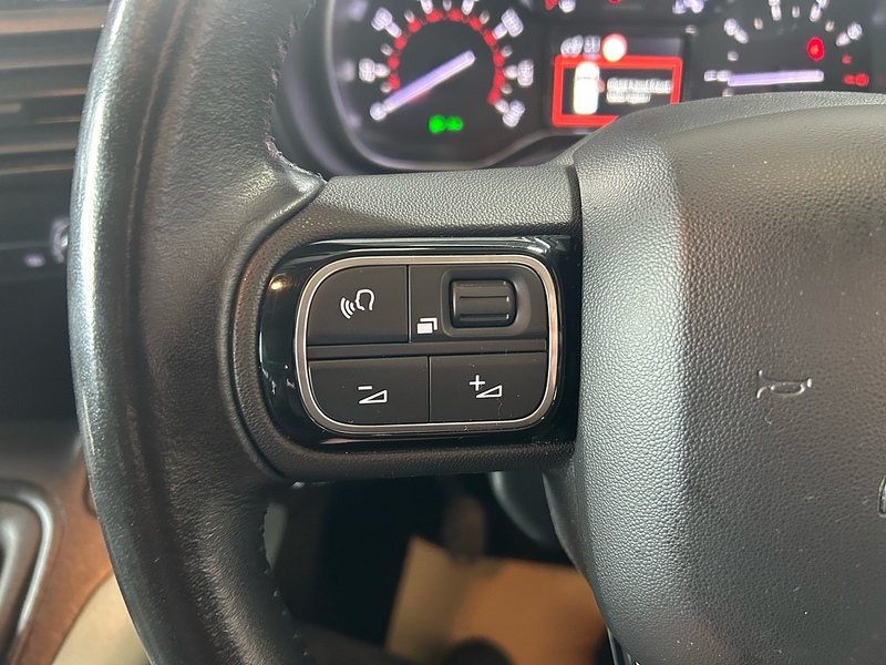 Citroen Berlingo PureTech Flair - U10836