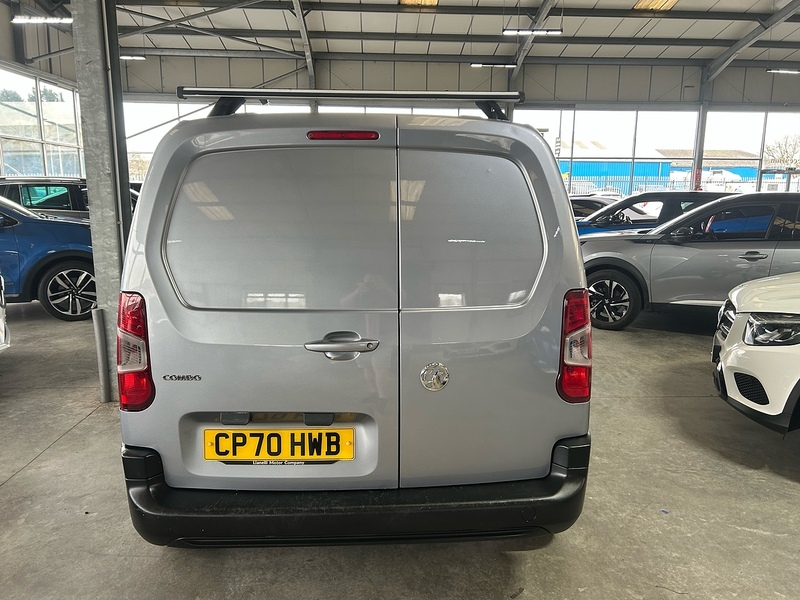 Vauxhall Combo 1.5 Turbo D 2000 Edition Panel Van 4dr Diesel Auto L1 H1 Euro 6 (s/s) (130 ps) - U10839