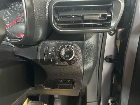 Vauxhall Combo 1.5 Turbo D 2000 Edition Panel Van 4dr Diesel Auto L1 H1 Euro 6 (s/s) (130 ps) - U10839