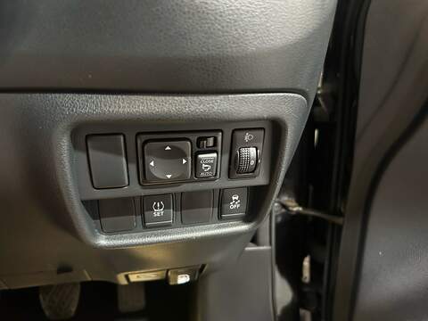 Nissan Juke 1.6 Bose Personal Edition SUV 5dr Petrol Manual Euro 6 (112 ps) - U10840