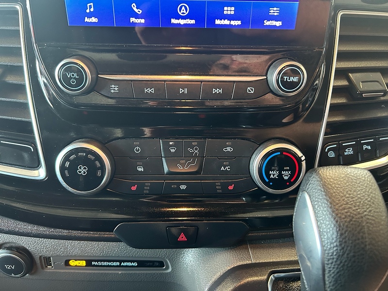 Ford Transit Custom 2.0 300 EcoBlue Limited Panel Van 5dr Diesel Auto L2 H1 Euro 6 (s/s) (130 ps) - U10841