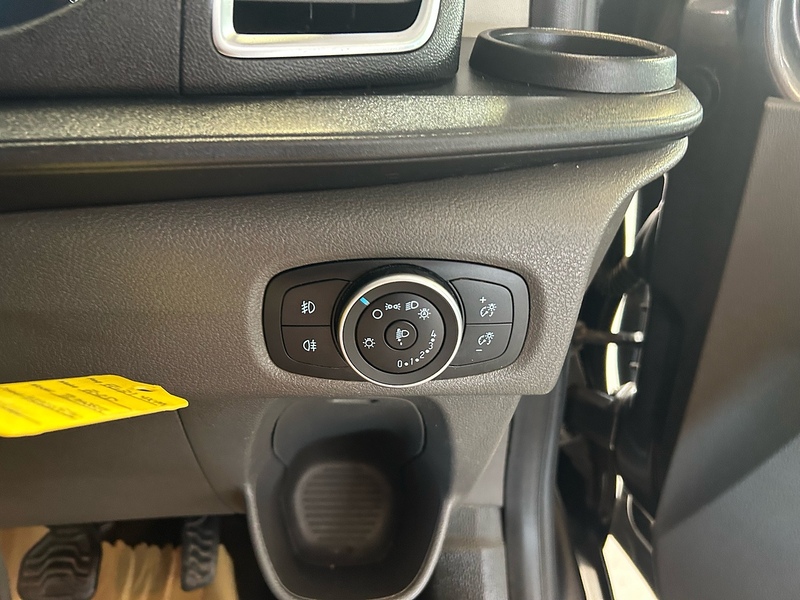 Ford Transit Custom 2.0 300 EcoBlue Limited Panel Van 5dr Diesel Auto L2 H1 Euro 6 (s/s) (130 ps) - U10841