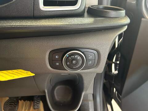 Ford Transit Custom 2.0 300 EcoBlue Limited Panel Van 5dr Diesel Auto L2 H1 Euro 6 (s/s) (130 ps) - U10841