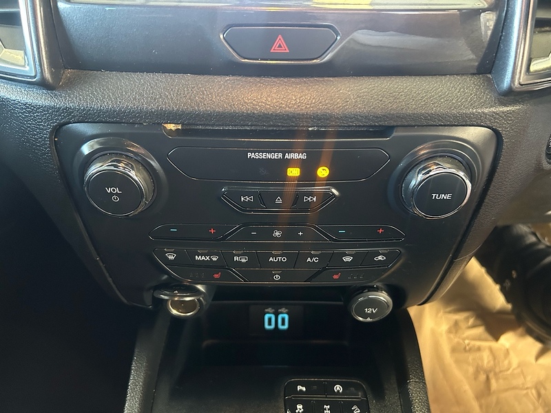 Ford Ranger 2.0 EcoBlue Wildtrak Pickup Double Cab 4dr Diesel Auto 4WD Euro 6 (s/s) (213 ps) - U10842