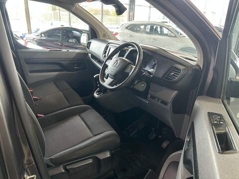 Vauxhall Vivaro 1.5 Turbo D 2700 Sportive Panel Van 6dr Diesel Manual L1 H1 Euro 6 (s/s) (120 ps) - U10843