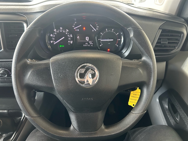 Vauxhall Vivaro 1.5 Turbo D 2700 Sportive Panel Van 6dr Diesel Manual L1 H1 Euro 6 (s/s) (120 ps) - U10843