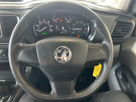 Vauxhall Vivaro 1.5 Turbo D 2700 Sportive Panel Van 6dr Diesel Manual L1 H1 Euro 6 (s/s) (120 ps) - U10843
