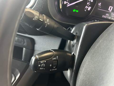 Vauxhall Vivaro 1.5 Turbo D 2700 Sportive Panel Van 6dr Diesel Manual L1 H1 Euro 6 (s/s) (120 ps) - U10843