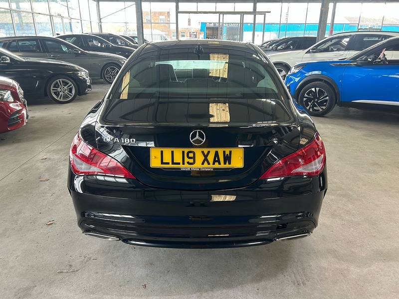 Mercedes-Benz CLA 1.6 CLA180 AMG Line Edition Coupe 4dr Petrol Manual Euro 6 (s/s) (122 ps) - U10855
