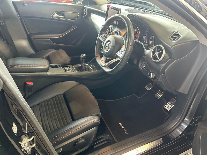 Mercedes-Benz CLA 1.6 CLA180 AMG Line Edition Coupe 4dr Petrol Manual Euro 6 (s/s) (122 ps) - U10855