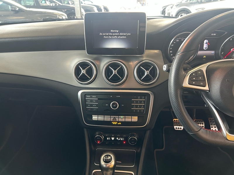 Mercedes-Benz CLA 1.6 CLA180 AMG Line Edition Coupe 4dr Petrol Manual Euro 6 (s/s) (122 ps) - U10855