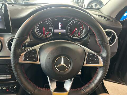 Mercedes-Benz CLA 1.6 CLA180 AMG Line Edition Coupe 4dr Petrol Manual Euro 6 (s/s) (122 ps) - U10855