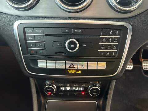 Mercedes-Benz CLA 1.6 CLA180 AMG Line Edition Coupe 4dr Petrol Manual Euro 6 (s/s) (122 ps) - U10855