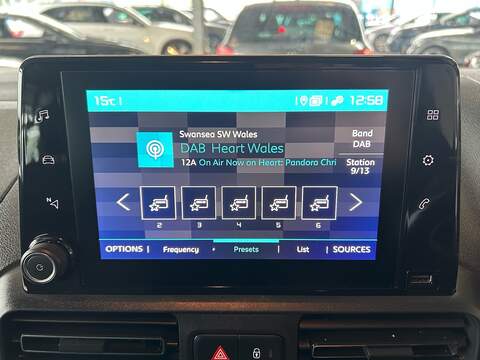 Citroen Berlingo 1.2 PureTech Flair XL MPV 5dr Petrol Manual Euro 6 (s/s) (110 ps) - U10856