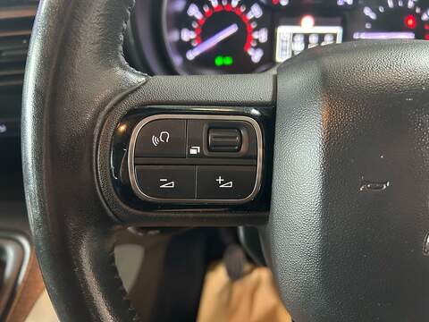 Citroen Berlingo 1.2 PureTech Flair XL MPV 5dr Petrol Manual Euro 6 (s/s) (110 ps) - U10856