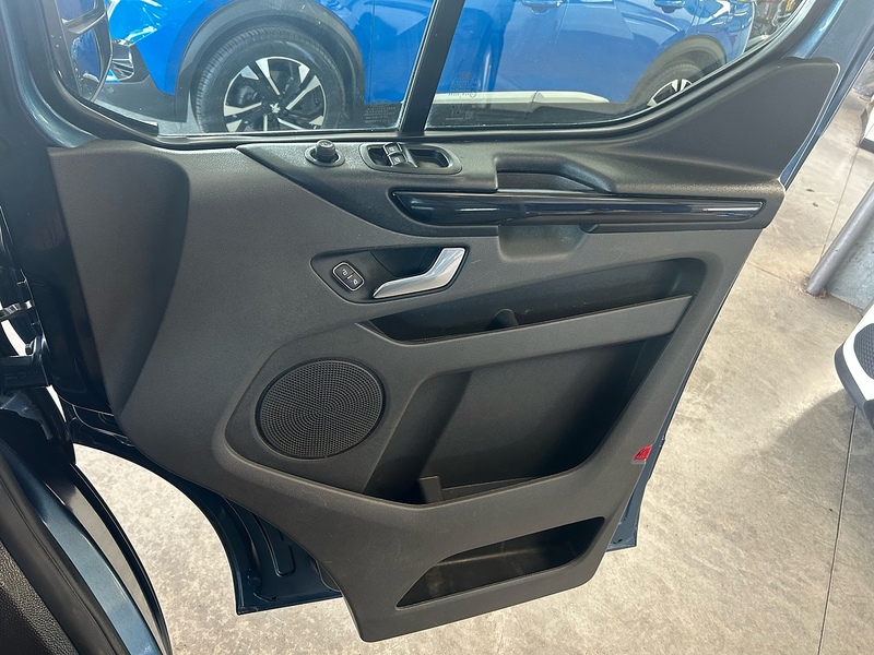 Ford Transit Custom 2.0 280 EcoBlue Limited Panel Van 5dr Diesel Manual L1 H1 Euro 6 (s/s) (130 ps) - U10857